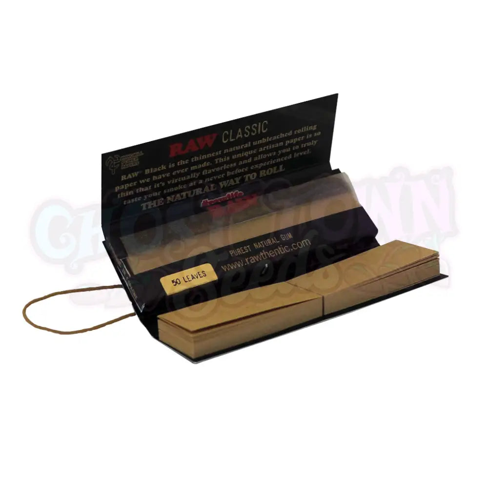 RAW - Black Connoisseur 1¼ Lyhyet Paperit + Tipit Paperit