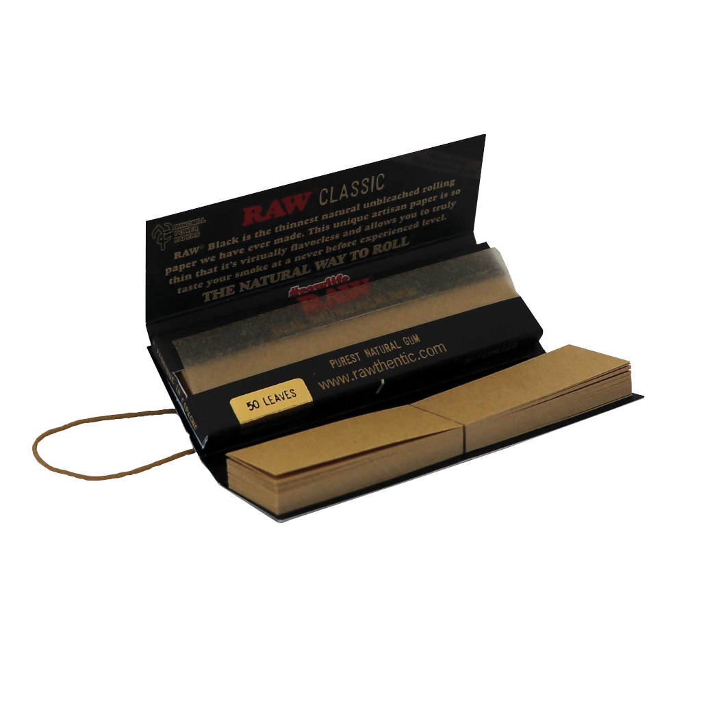 RAW - Black Connoisseur 1¼ Lyhyet Paperit + Tipit Paperit
